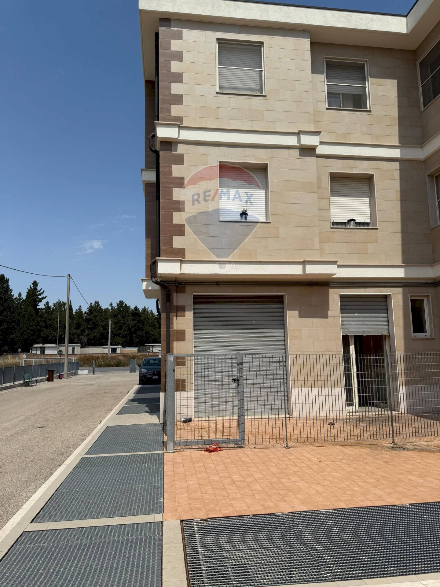 Edificio all\'aperto - Laboratorio Via Manfredonia
 
19, Foggia - foto 3