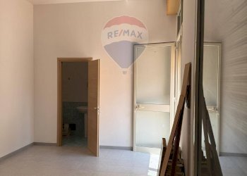 Stanza vuota - Laboratorio Via Manfredonia
 
19, Foggia - foto 5