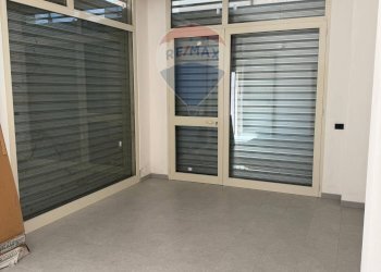 Stanza vuota - Laboratorio Via Manfredonia
 
19, Foggia - foto 6