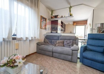 Soggiorno - Quadrilocale Sedrina - foto 4