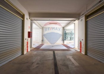 interno - Box Viale Degli Artigiani, Foggia - foto 7