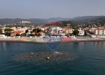 Vista dell\'acqua - Trilocale generale ardoino
 
205, Diano Marina - foto 21