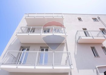 Edificio all\'aperto - Trilocale GENERALE ARDOINO
 
205, Diano Marina - foto 6