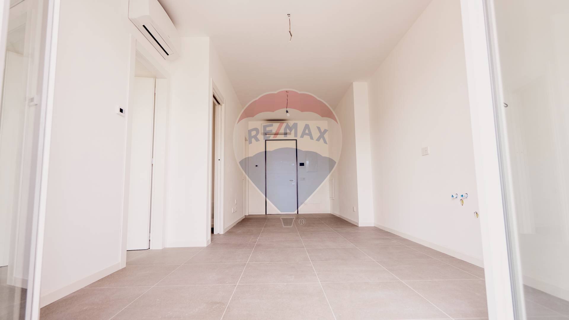 Stanza vuota - Trilocale GENERALE ARDOINO
205, Diano Marina - foto 2