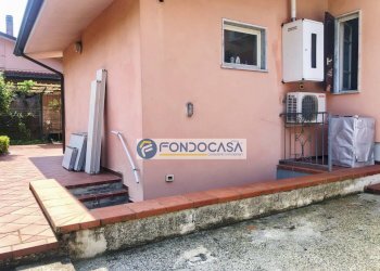 ESTERNO - Casa semi indipendente Via Cocombola
 
78, Massa - foto 5