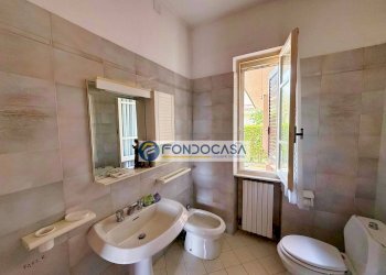BAGNO PADRONALE - Casa semi indipendente Via Cocombola
 
78, Massa - foto 12
