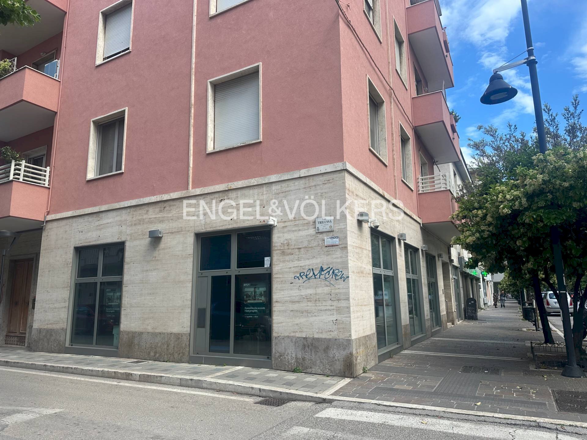 Foto 3 - Commercial Premises Via Nicola Fabrizi
 
142 144, Pescara - photo 3