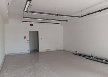 Foto 8 - Attività Commerciale via roma
 
4, Calci - foto 8