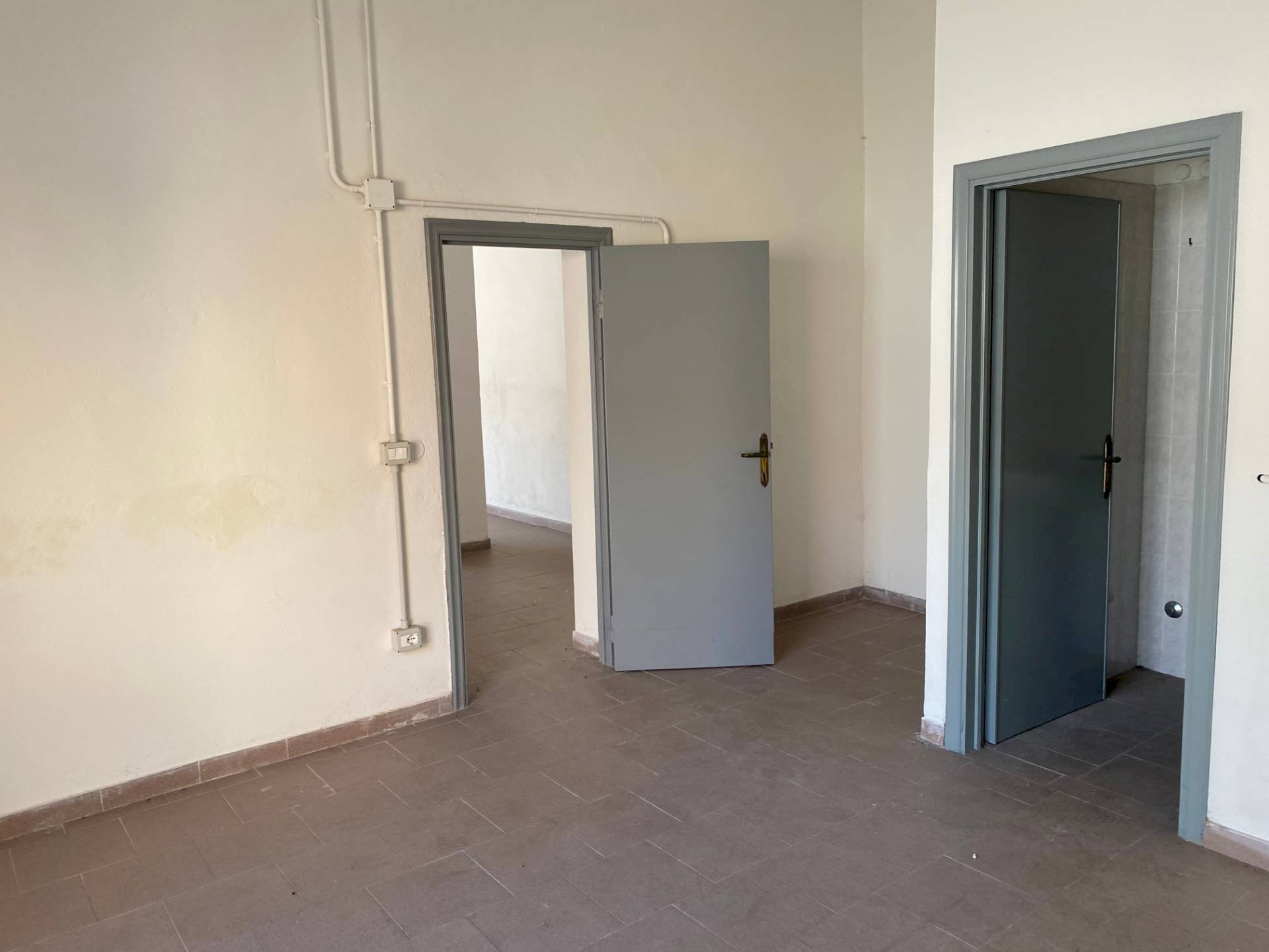 Foto 2 - Commercial Activity via usciana
 
95, Santa Maria a Monte - photo 2