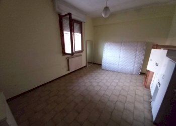 Foto 11 - Apartment Via Lungarno Guicciardini
 
19, Montopoli in Val d'Arno - photo 11
