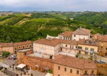 Foto 4 - Stabile - Palazzo via Dante Alighieri
 
1, Portacomaro - foto 4