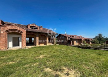 Foto 4 - Villa strada Provinciale 51 per Moncalvo
 
5, Altavilla Monferrato - photo 4