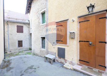 Casa all\'aperto - Casa semi indipendente PIAZZA CIMBRI
 
10, Roana - foto 3