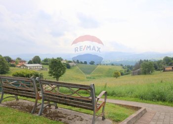 Giardino - Casa semi indipendente PIAZZA CIMBRI
 
10, Roana - foto 5