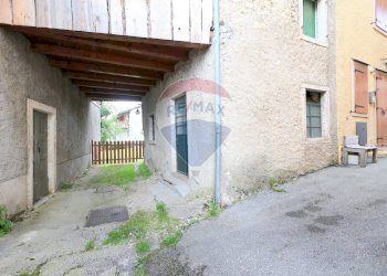 Casa all\'aperto - Casa semi indipendente PIAZZA CIMBRI
 
10, Roana - foto 1