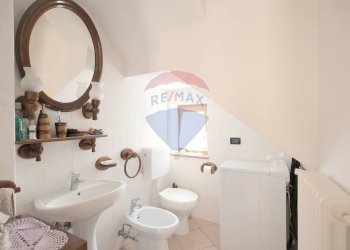 Bagno - Casa semi indipendente PIAZZA CIMBRI
 
10, Roana - foto 10