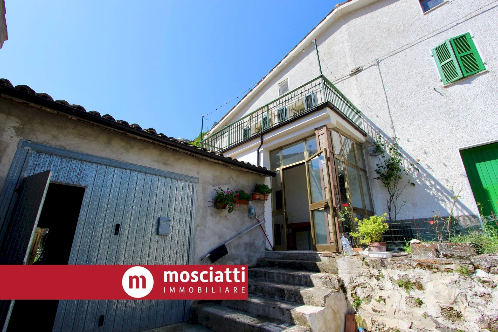 Foto 1 - Casa indipendente Via Dell'Olmo
 
19, Sefro - foto 1