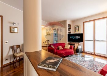 Soggiorno - Appartamento Via Gibellino
 
22, Domodossola - foto 3