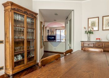 Sala da pranzo - Appartamento Via Gibellino
 
22, Domodossola - foto 13