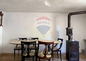 Sala da pranzo - Semi-detached house via andolla
 
3, Villadossola - photo 3