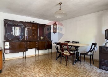 Sala da pranzo - Semi-detached house via andolla
 
3, Villadossola - photo 9