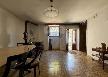 Sala da pranzo - Semi-detached house via andolla
 
3, Villadossola - photo 11