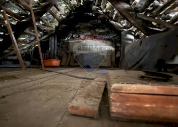 Stanza vuota - Semi-detached house via andolla
 
3, Villadossola - photo 24