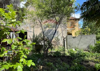 Giardino - Semi-detached house via andolla
 
3, Villadossola - photo 26