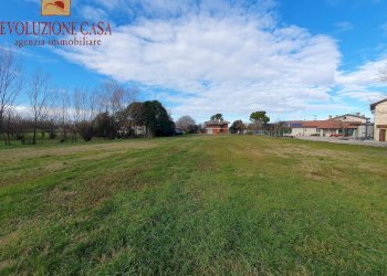Foto 1 - Terreno edificabile piave
 
43, Turriaco - foto 1