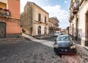 Foto 1 - Villa Via Vitt Emanuele III
 
204, Acireale - foto 1