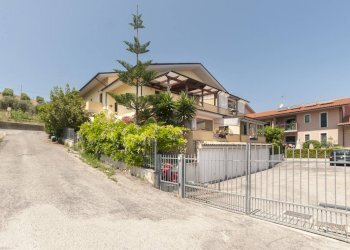 Foto 1 - Casa semi indipendente C.da COCCIONI
 
28/A, Silvi - foto 1