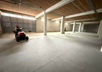 Foto 5 - Magazzino Via Forche Caudine
 
165, Maddaloni - foto 5