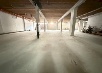 Foto 7 - Magazzino Via Forche Caudine
 
165, Maddaloni - foto 7