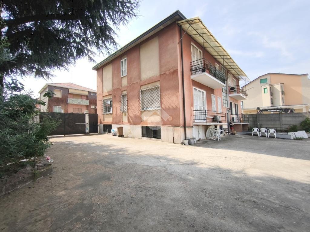 Apartment Via Cesare Battisti, Cormano - photo 3