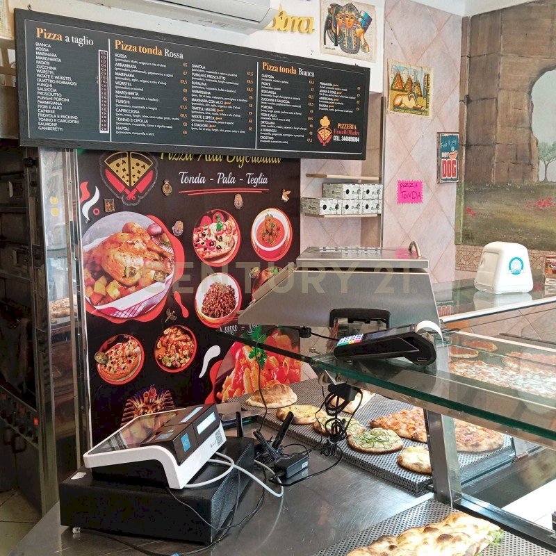 Pizzeria Piazza Cesare Cantù, 5, Roma - photo 1