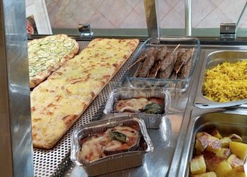 Pizzeria Piazza Cesare Cantù, 5, Roma - photo 6