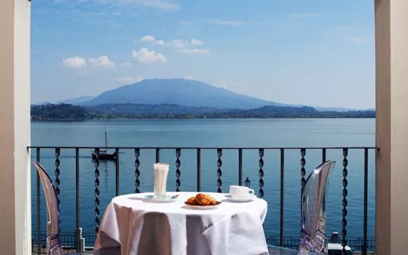 Hotel - Accommodation facility Via Giuseppe Mazzini, 121, Belgirate - photo 2