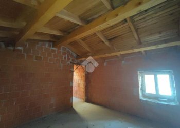 Independent house Via Cinque Martiri, Paderna - photo 22