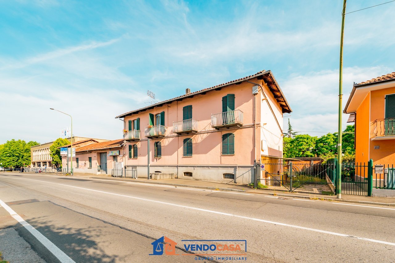 Stable - Palace Pinerolo - photo 1