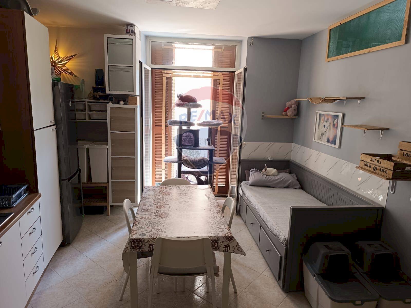 Cucina - Three-room apartment via San Benedetto
 
33, Casoria - photo 1