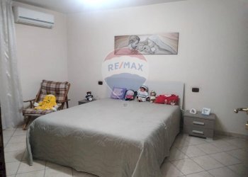 Camera / camera da letto - Bilocale via San Benedetto
 
33, Casoria - foto 3