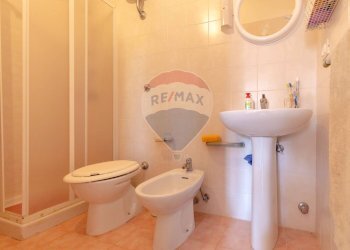 Bagno - Villa a Schiera Contrada Borgo Lagogemolo
 
56, Cassano delle Murge - foto 16