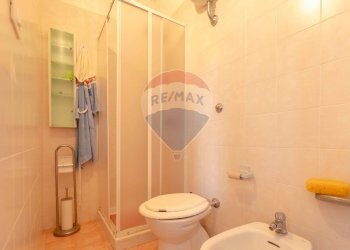 Bagno - Villa a Schiera Contrada Borgo Lagogemolo
 
56, Cassano delle Murge - foto 17