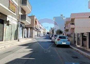 Edificio all\'aperto - Independent house Via Bari
 
50, Adelfia - photo 5