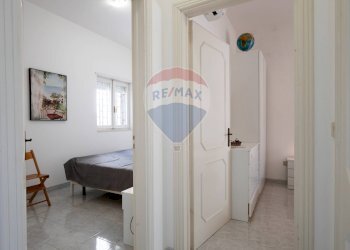 Hall / corridoio - Villa a Schiera Via Lisbona
 
35, Carovigno - foto 8