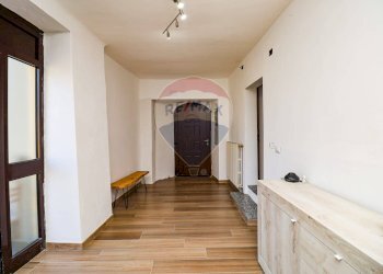 Hall / corridoio - Casa indipendente Via Bonomi
 
5, Brissago-Valtravaglia - foto 14