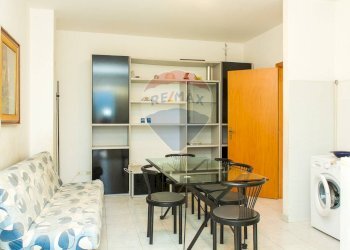 Sala da pranzo - Trilocale Via Dott Mario Amato
 
38, Mascali - foto 2