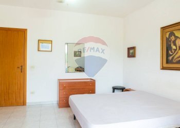 Camera / camera da letto - Trilocale Via Dott Mario Amato
 
38, Mascali - foto 23