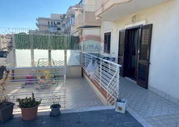 Terrazza - Quadrilocale via Leonardo Grassi
 
8, Catania - foto 6