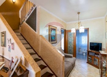 Soggiorno - Appartamento Via Vampolieri
 
43 A, Aci Castello - foto 15